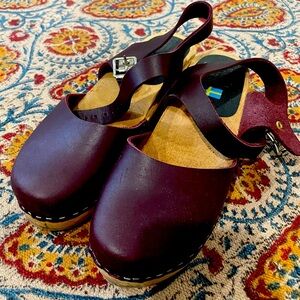 MIA Dark Red Leather Clogs